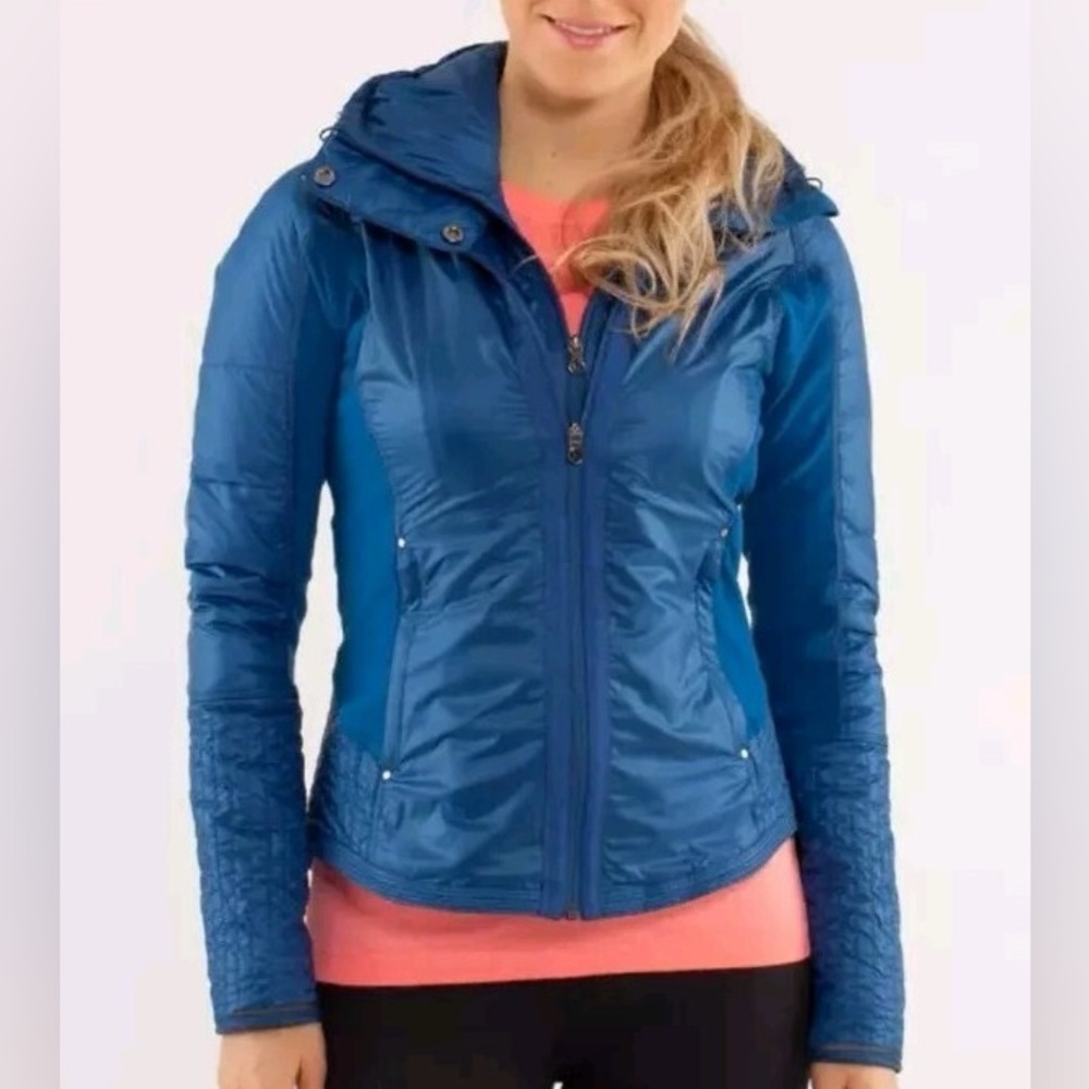 Lululemon Run: Bundle Up Jacket in the color Limitless Blue.
